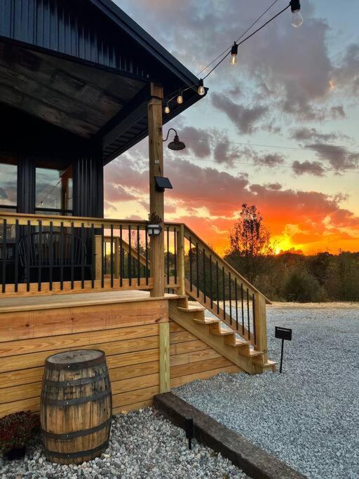 Bourbon Barrel Cottages #2 Of 5 On Kentucky Trail Lawrenceburg Exteriér fotografie