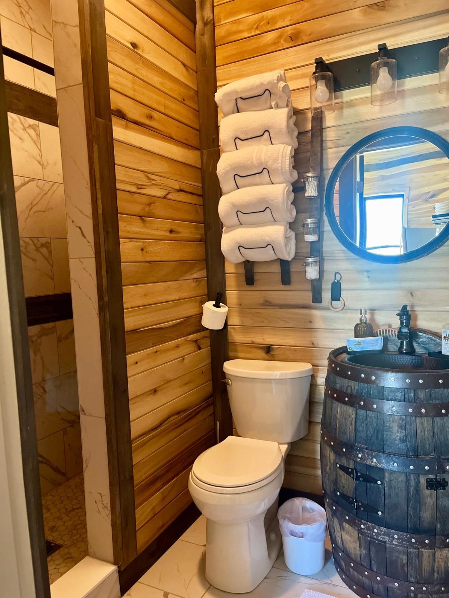 Bourbon Barrel Cottages #2 Of 5 On Kentucky Trail Lawrenceburg Exteriér fotografie