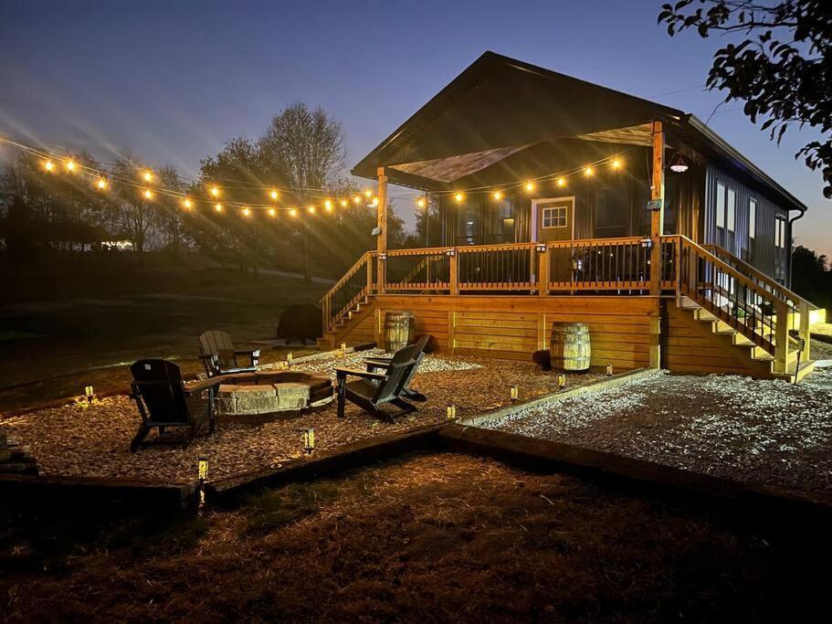 Bourbon Barrel Cottages #2 Of 5 On Kentucky Trail Lawrenceburg Exteriér fotografie